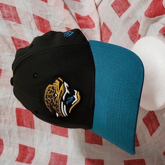 New Era NFL Team Cap - Jacksonville Jaguars Two-Tone Hat - Picture 1 of 3